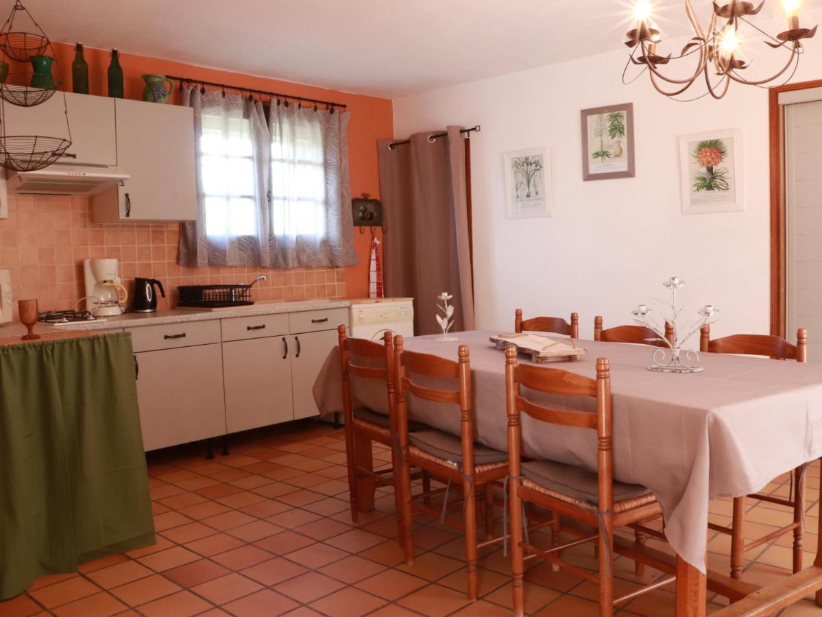 Lo Rastelie Bed & Breakfast Suze-la-Rousse Eksteriør bilde