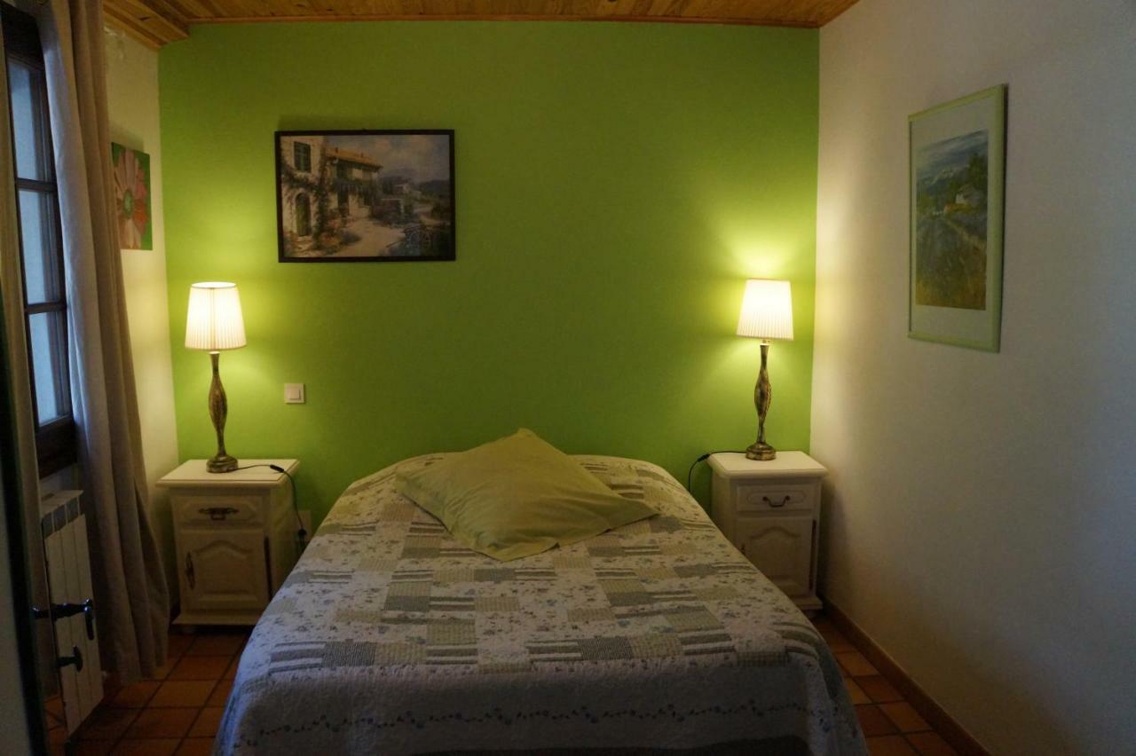 Lo Rastelie Bed & Breakfast Suze-la-Rousse Eksteriør bilde