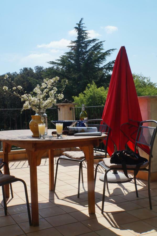 Lo Rastelie Bed & Breakfast Suze-la-Rousse Eksteriør bilde