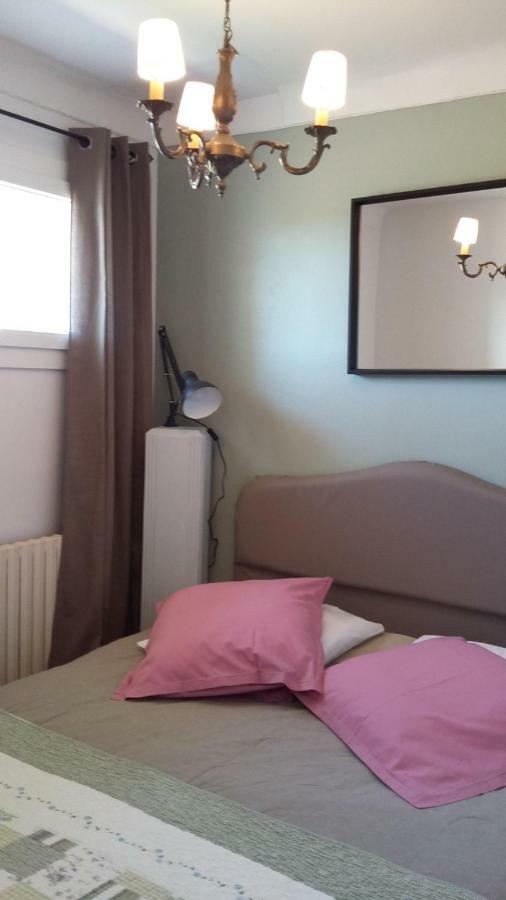 Lo Rastelie Bed & Breakfast Suze-la-Rousse Eksteriør bilde